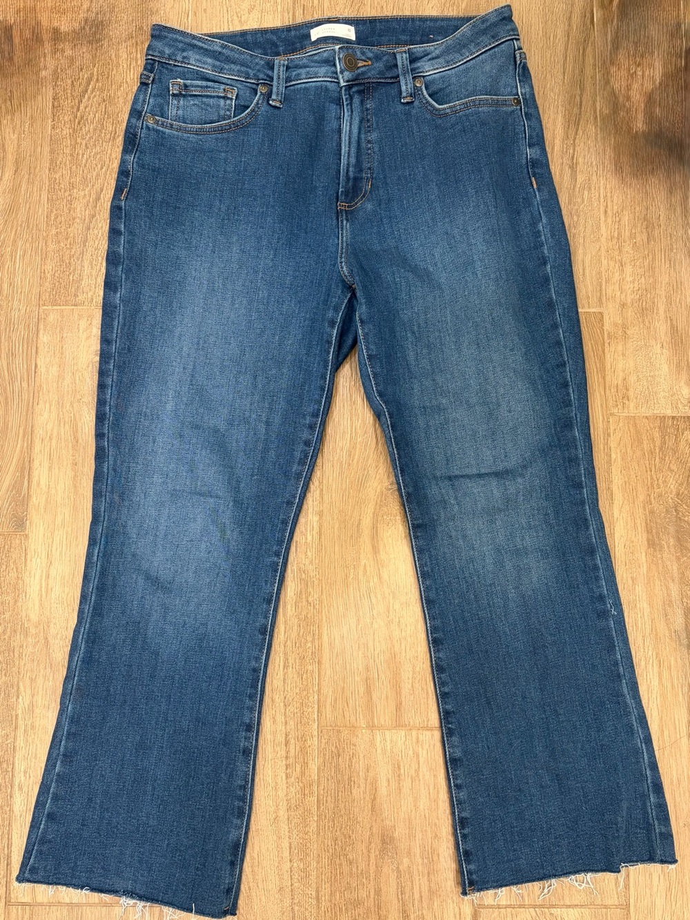Lauren Conrad Medium Blue Women's Cropped Kickflare High Rise Jeans
